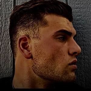 Meet your Posher, Nicholas